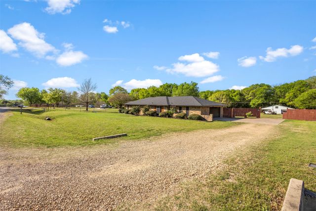 1108 Lakefront Drive, Waxahachie, TX 75165