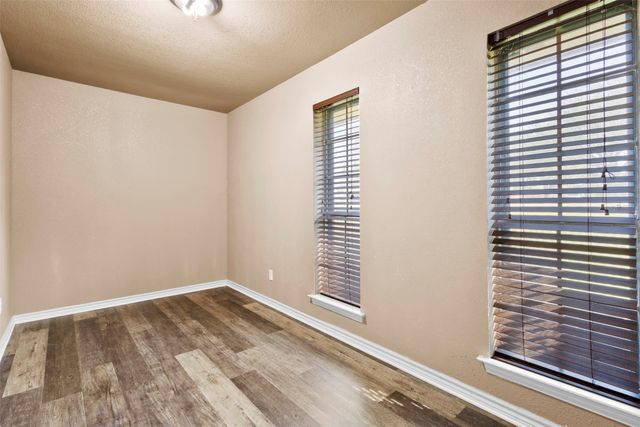 1108 Lakefront Drive, Waxahachie, TX 75165