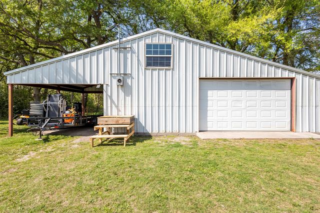 1108 Lakefront Drive, Waxahachie, TX 75165