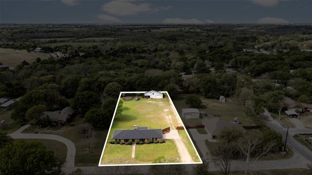 1108 Lakefront Drive, Waxahachie, TX 75165