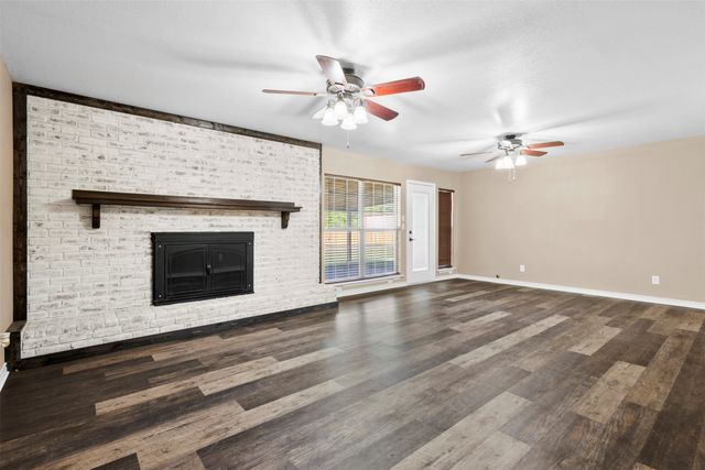 1108 Lakefront Drive, Waxahachie, TX 75165