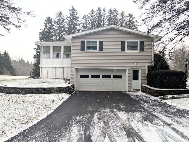 22 South Delaware Street, Stamford, NY 12167