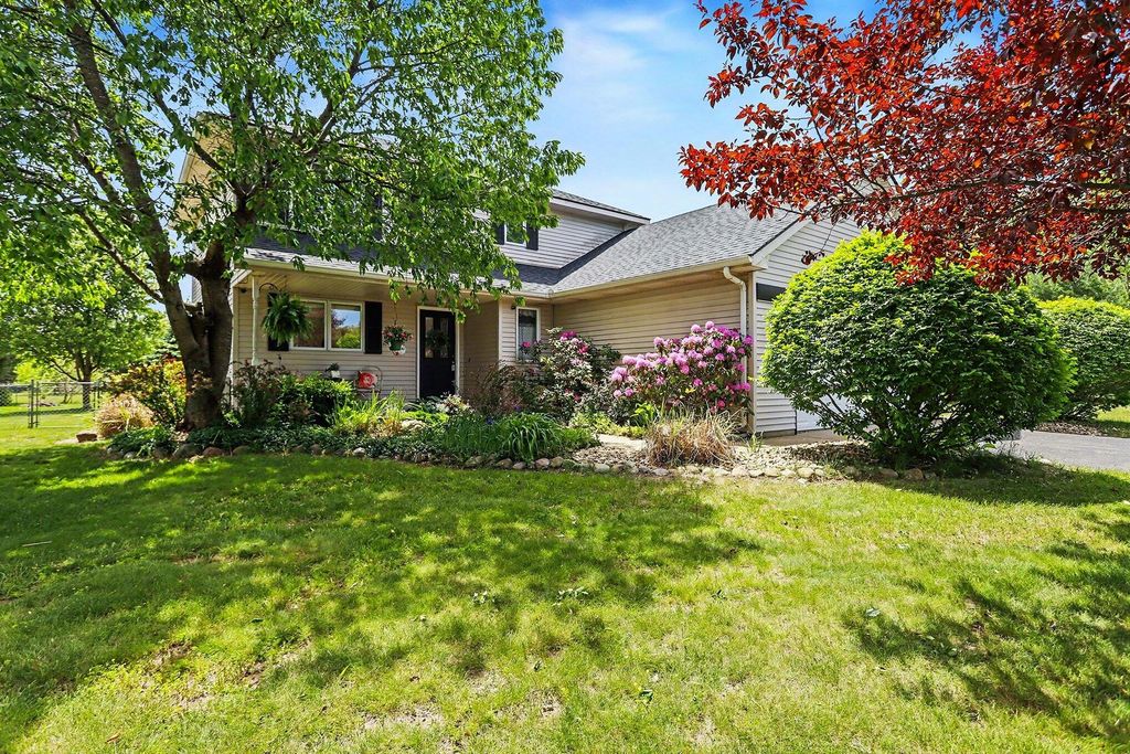 22917 Canary Avenue, Mattawan, MI 49071
