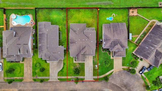 2326 Kelson Cove Drive, La Marque, TX 77568