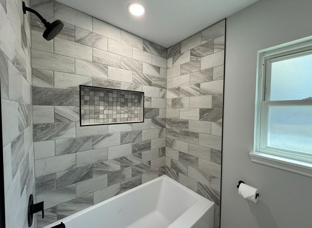 1507 N LAKE VIEW AVENUE, Leesburg, FL 34748