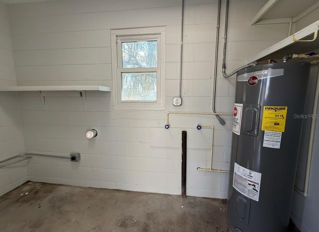 1507 N LAKE VIEW AVENUE, Leesburg, FL 34748