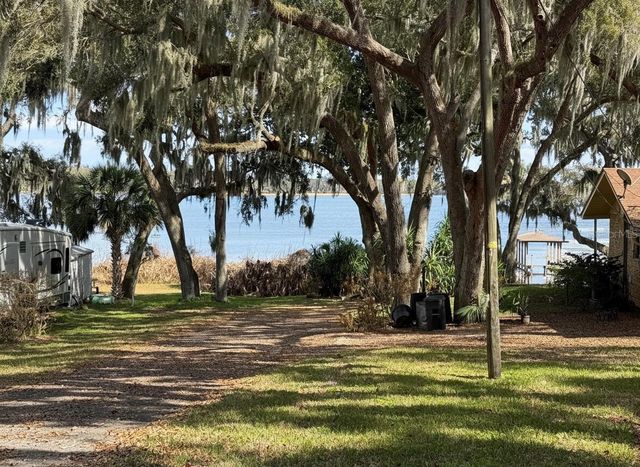 1507 N LAKE VIEW AVENUE, Leesburg, FL 34748