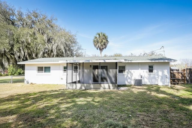 1507 N LAKE VIEW AVENUE, Leesburg, FL 34748