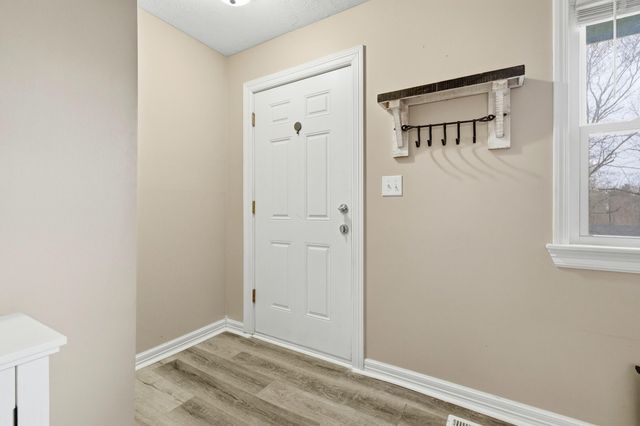 1706 N 16th Street, Ozark, MO 65721