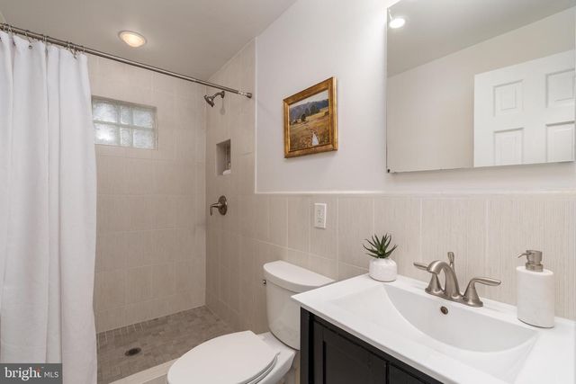 4700 SEDGWICK ST NW, Washington, DC 20016