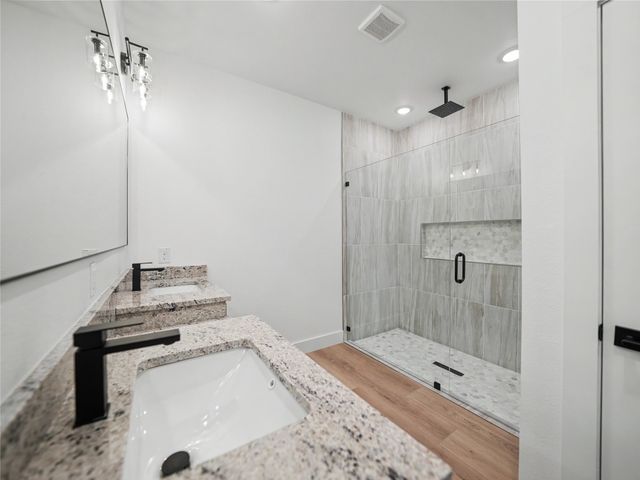113 Dennis Drive, Azle, TX 76020