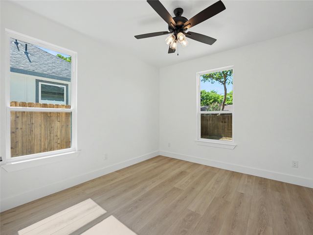 113 Dennis Drive, Azle, TX 76020