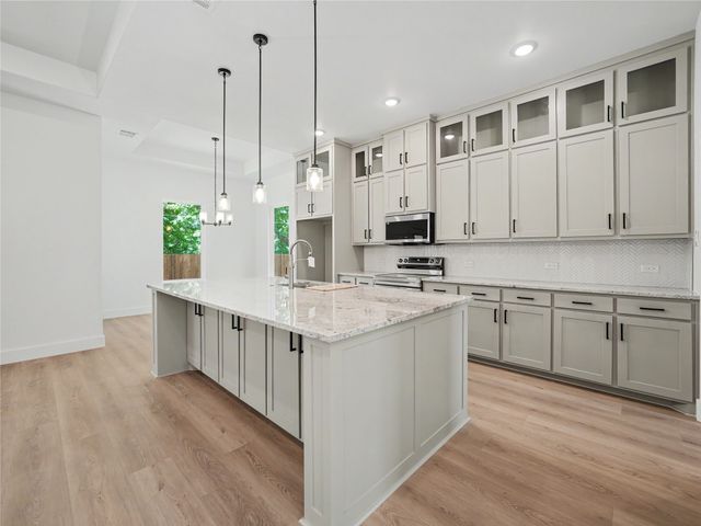 113 Dennis Drive, Azle, TX 76020