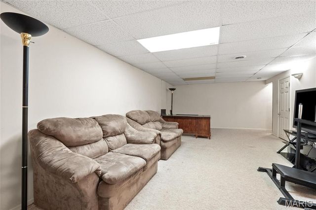 12063 Trampe Heights Lane, St Louis, MO 63138