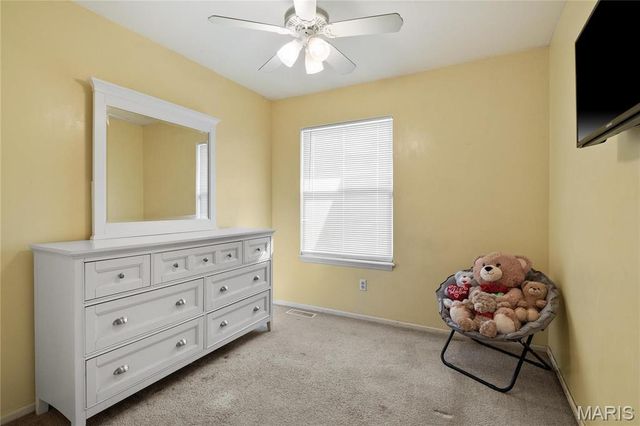 12063 Trampe Heights Lane, St Louis, MO 63138