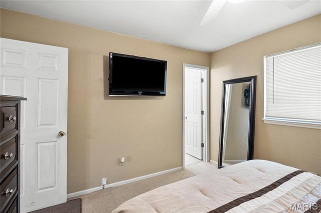 12063 Trampe Heights Lane, St Louis, MO 63138