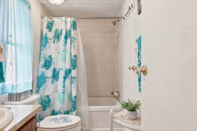 1420 Circle Dr., North Myrtle Beach, SC 29582
