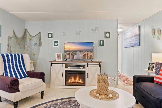 1420 Circle Dr., North Myrtle Beach, SC 29582