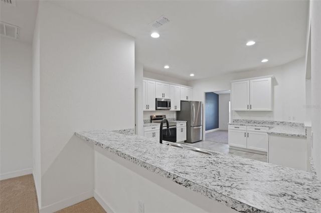 230 COVE AT EAGLE LAKE CIRCLE, Eagle Lake, FL 33839