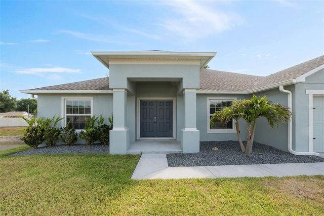 230 COVE AT EAGLE LAKE CIRCLE, Eagle Lake, FL 33839