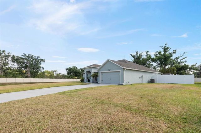 230 COVE AT EAGLE LAKE CIRCLE, Eagle Lake, FL 33839