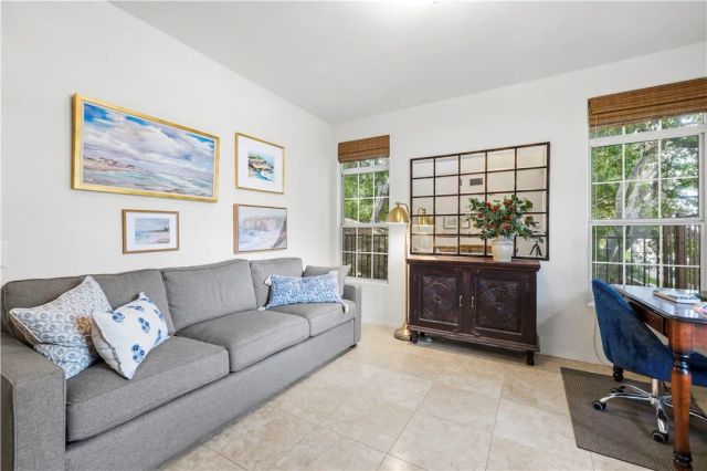 23656 White Oak Court, Newhall, CA 91321