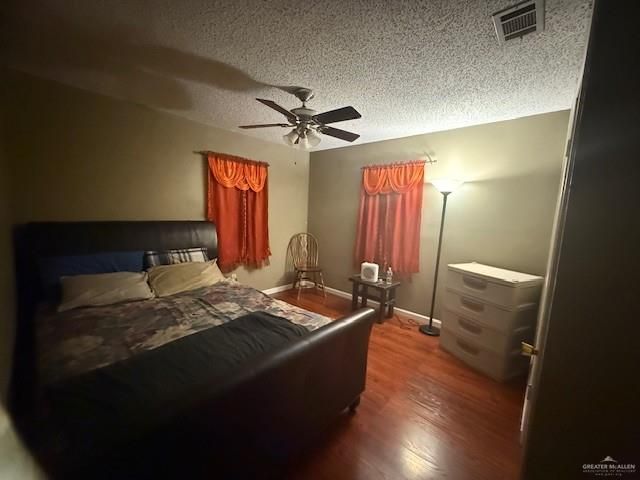 1507 W Guerra Avenue W, Roma, TX 78584