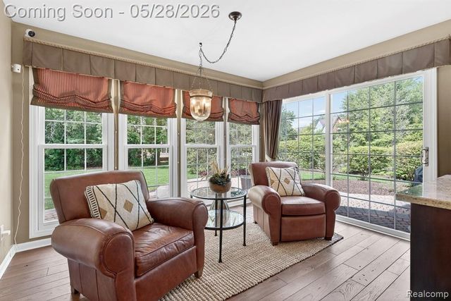 337 Country Club Court, Canton, MI 48188