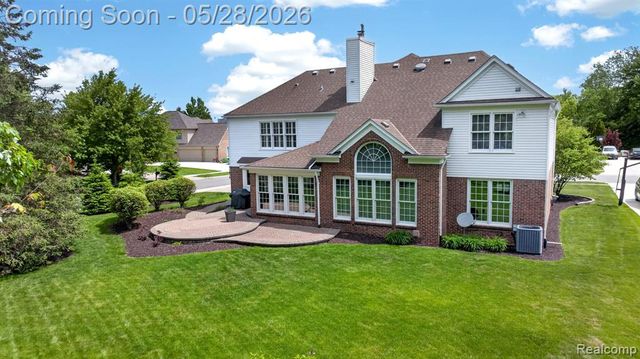 337 Country Club Court, Canton, MI 48188