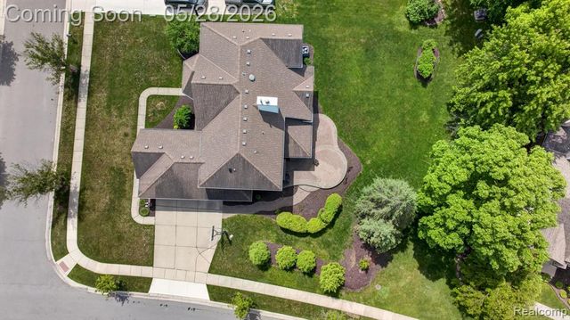 337 Country Club Court, Canton, MI 48188
