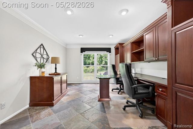 337 Country Club Court, Canton, MI 48188