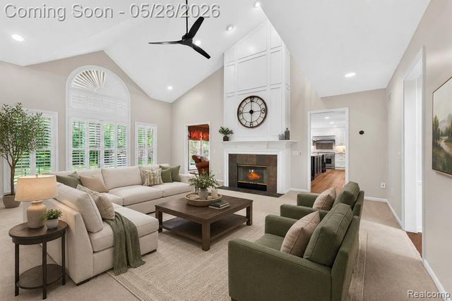 337 Country Club Court, Canton, MI 48188