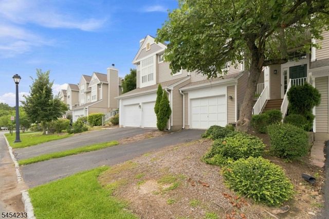 53 Woodmont Dr 53, Randolph Twp., NJ 07869