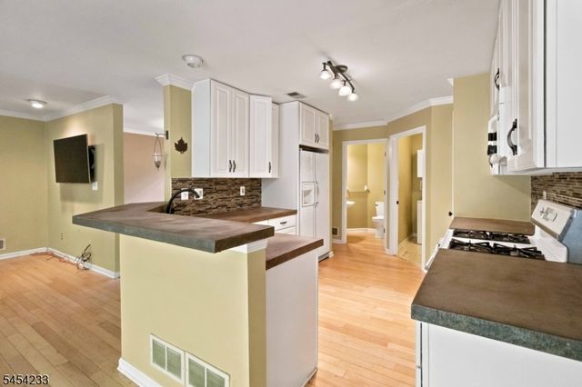 53 Woodmont Dr 53, Randolph Twp., NJ 07869
