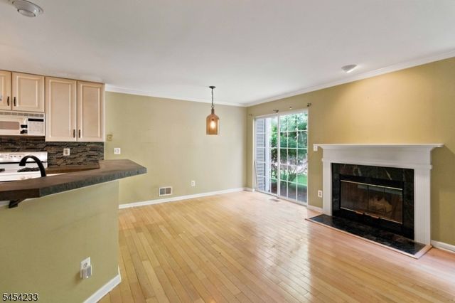 53 Woodmont Dr 53, Randolph Twp., NJ 07869