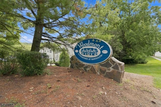 53 Woodmont Dr 53, Randolph Twp., NJ 07869