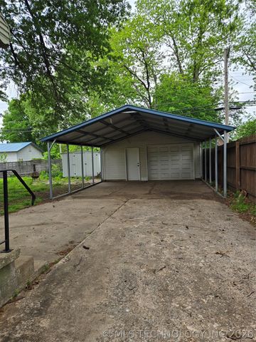 720 S Hickory Street, Sapulpa, OK 74066