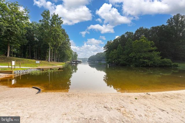 106 N TIMBER TRIBE, Mineral, VA 23117