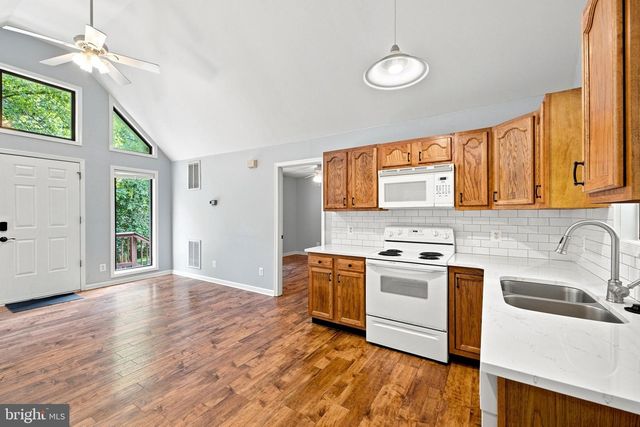 106 N TIMBER TRIBE, Mineral, VA 23117