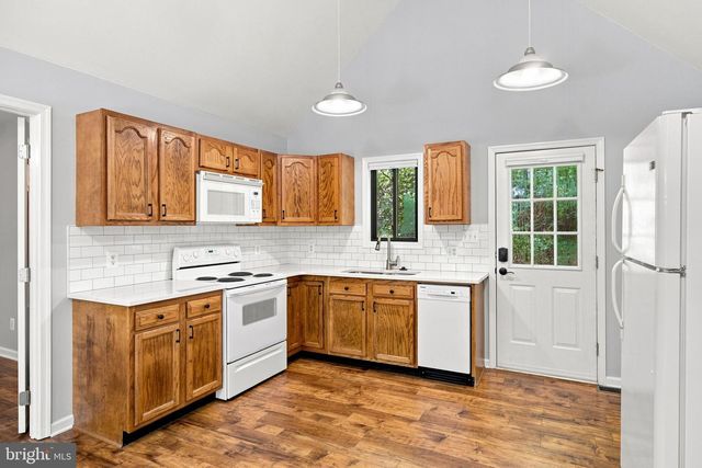 106 N TIMBER TRIBE, Mineral, VA 23117