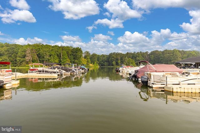 106 N TIMBER TRIBE, Mineral, VA 23117