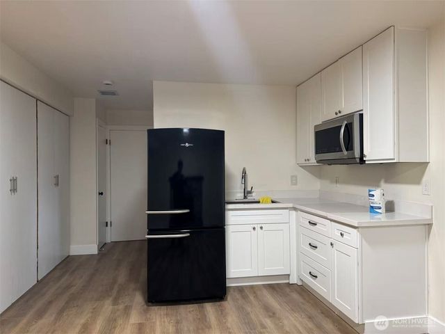 23504 110th place SE, Kent, WA 98031