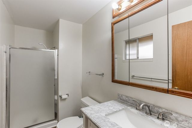 23504 110th place SE, Kent, WA 98031