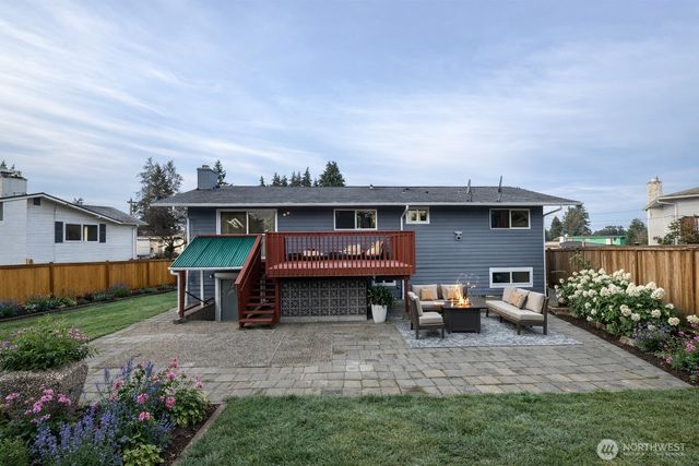 23504 110th place SE, Kent, WA 98031