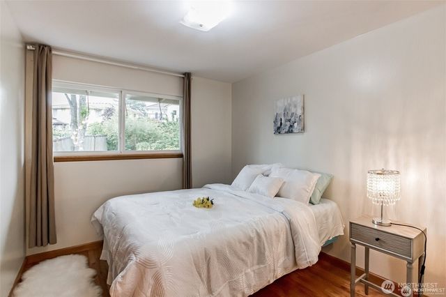 23504 110th place SE, Kent, WA 98031