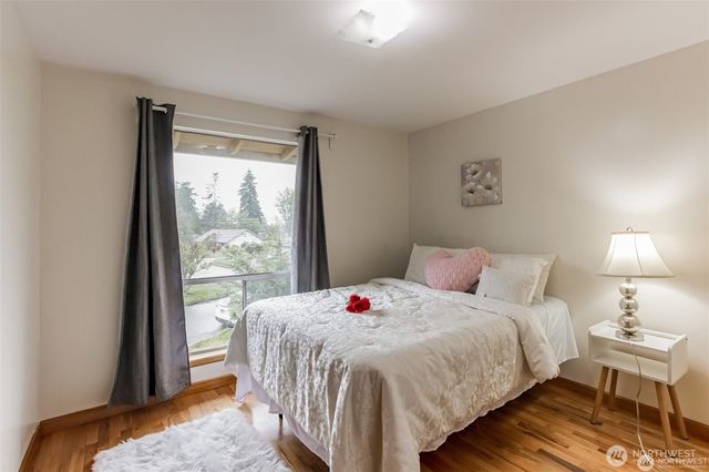 23504 110th place SE, Kent, WA 98031