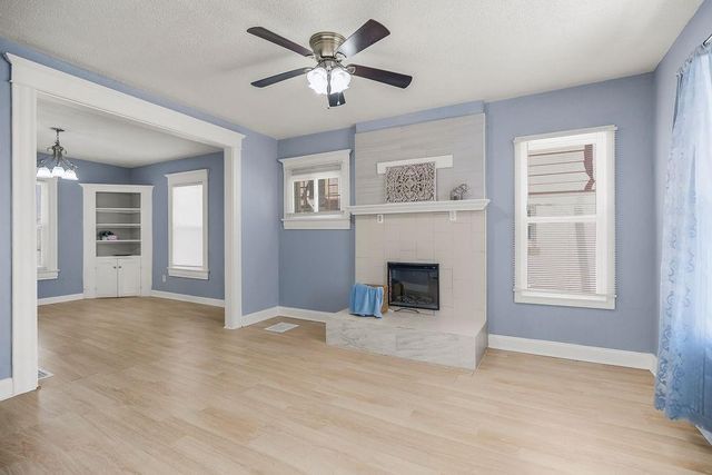 2112 E 36th Street, Kansas City, MO 64109