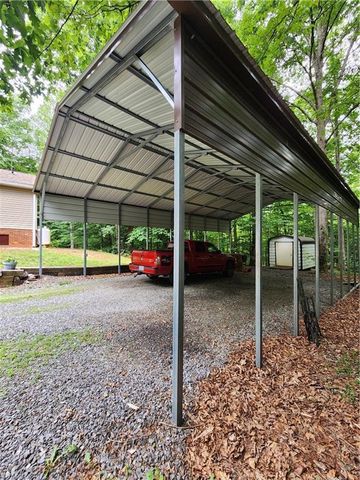 3634 Shoals Road, East Bend, NC 27018