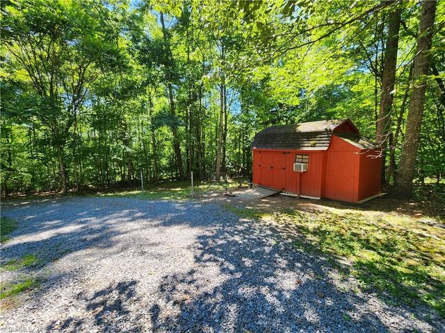 3634 Shoals Road, East Bend, NC 27018