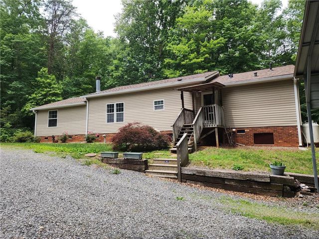 3634 Shoals Road, East Bend, NC 27018